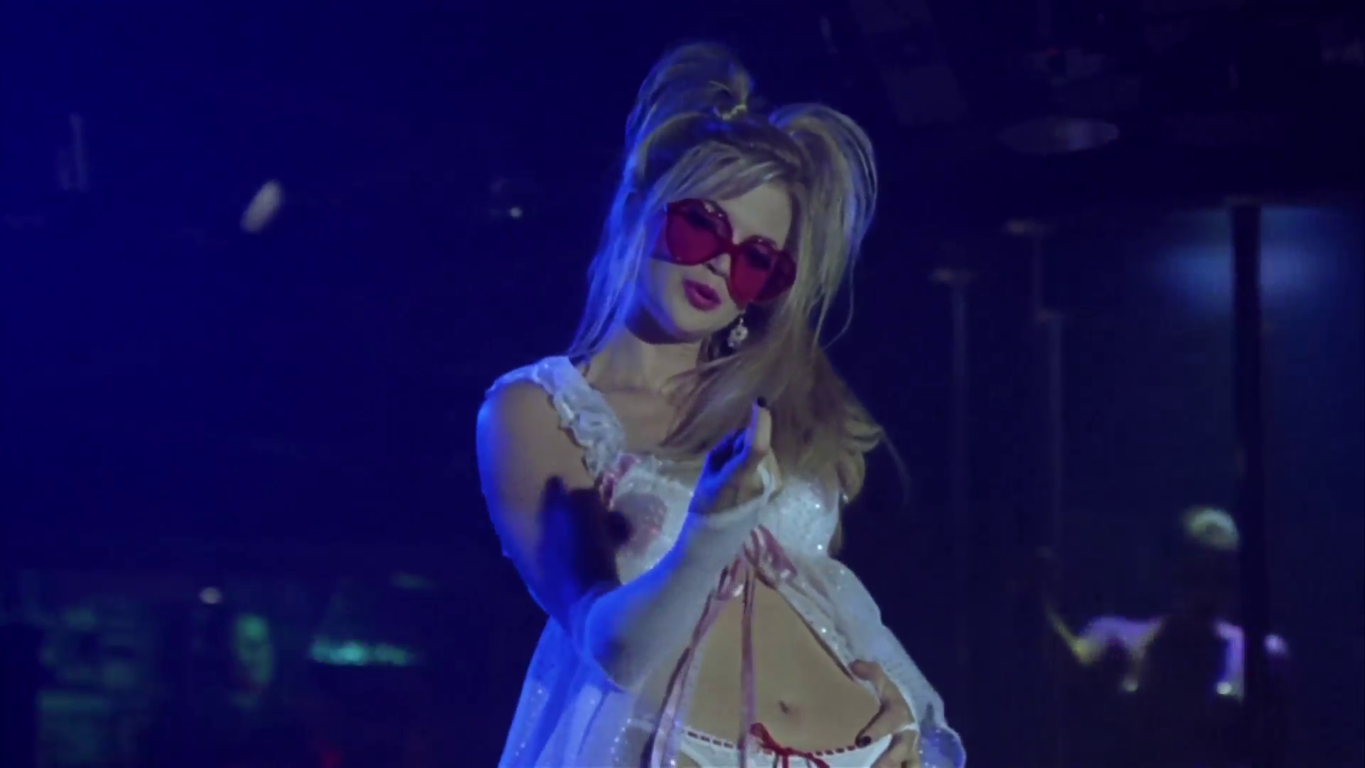 5pRf - Striptease Hdrip Español (1996) Drama. Erótico