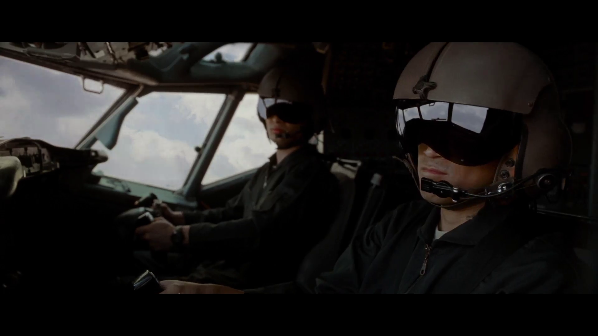 CBzgm - Olympus Has Fallen [2013] [FullHD 1080] [Ing-Lat]