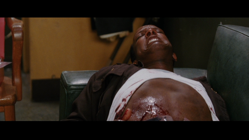 LrTcz - Assault on Precinct 13 [DVD9] [Ing-Fra] [Thriller] [2005]
