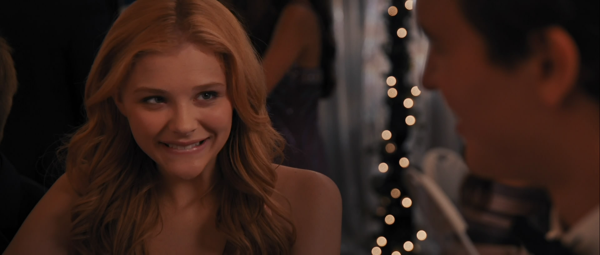 a3NZK - Carrie [2013] [FullHD 1080] [Ingles-Latino]